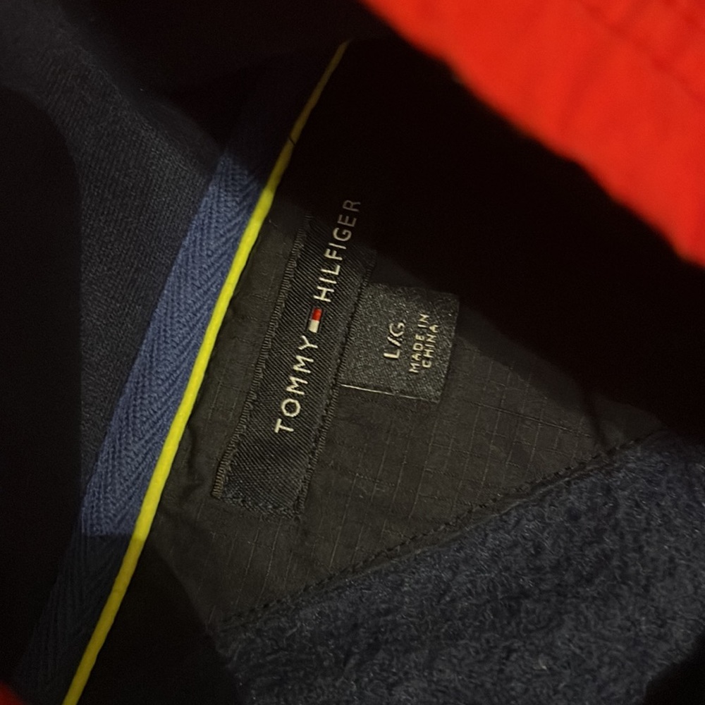 Vintage Tommy Hilfiger 1/4 Zip Size L - Picture 3 of 3